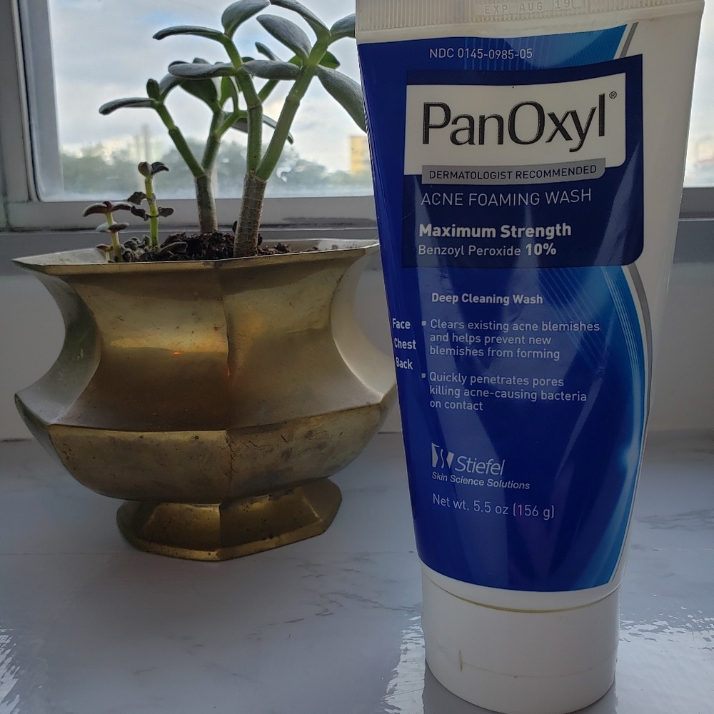 NWT PanOxyl Acne Foaming Wash